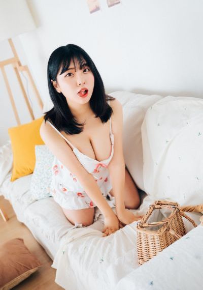 大胸年轻继拇电影_BD国语免费观看超清