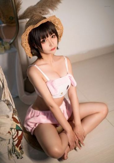 在公厕里沦为母狗_1080在线观看完整版