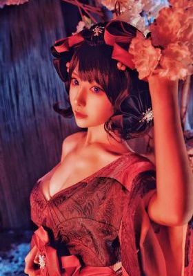 电动魔女_720迅雷电影在线